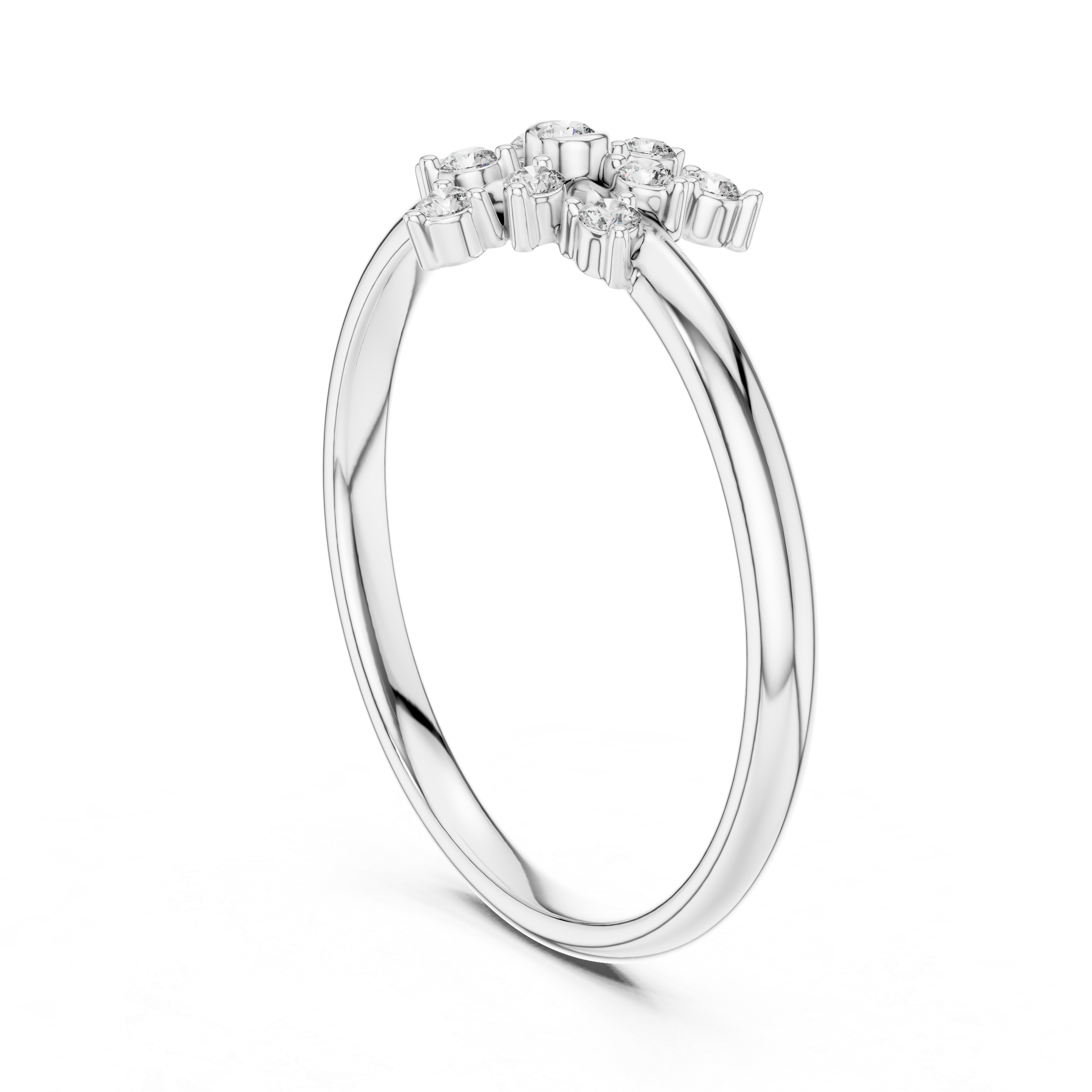 Radiant Floral Diamond Cluster Ring – Vintage-Inspired Gold Bloom Design